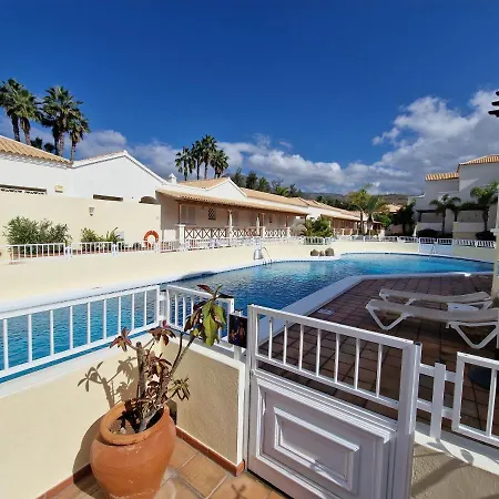 Campo De Golf Apartment *